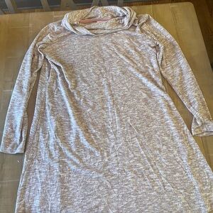Knox Rose Taupe Heathered Tunic with Pink Trim